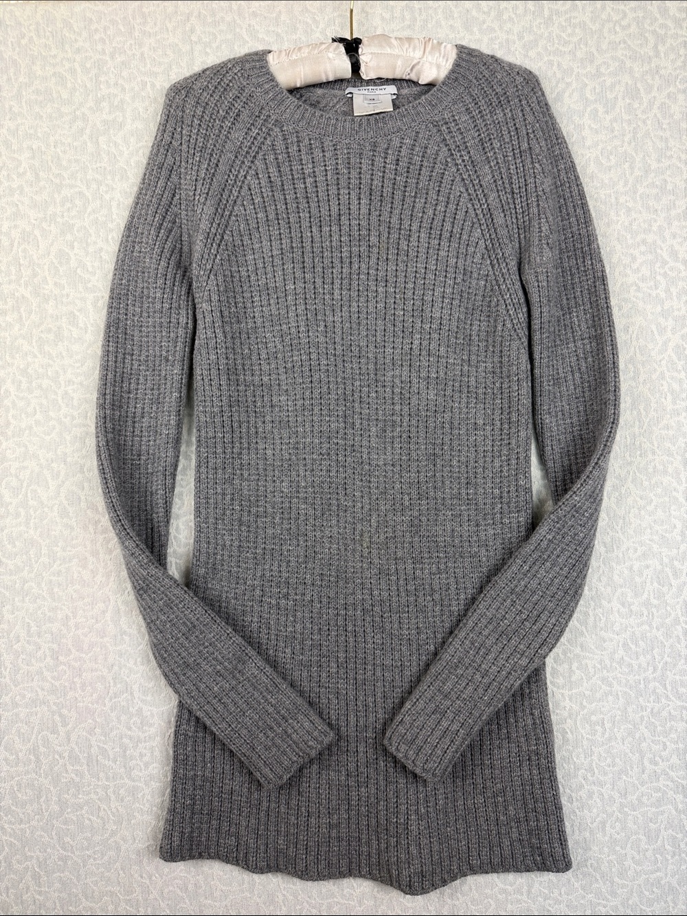 Givenchy Paris Gray Ribbed Crewneck Sweater Knit Wool Size XS Warm Women